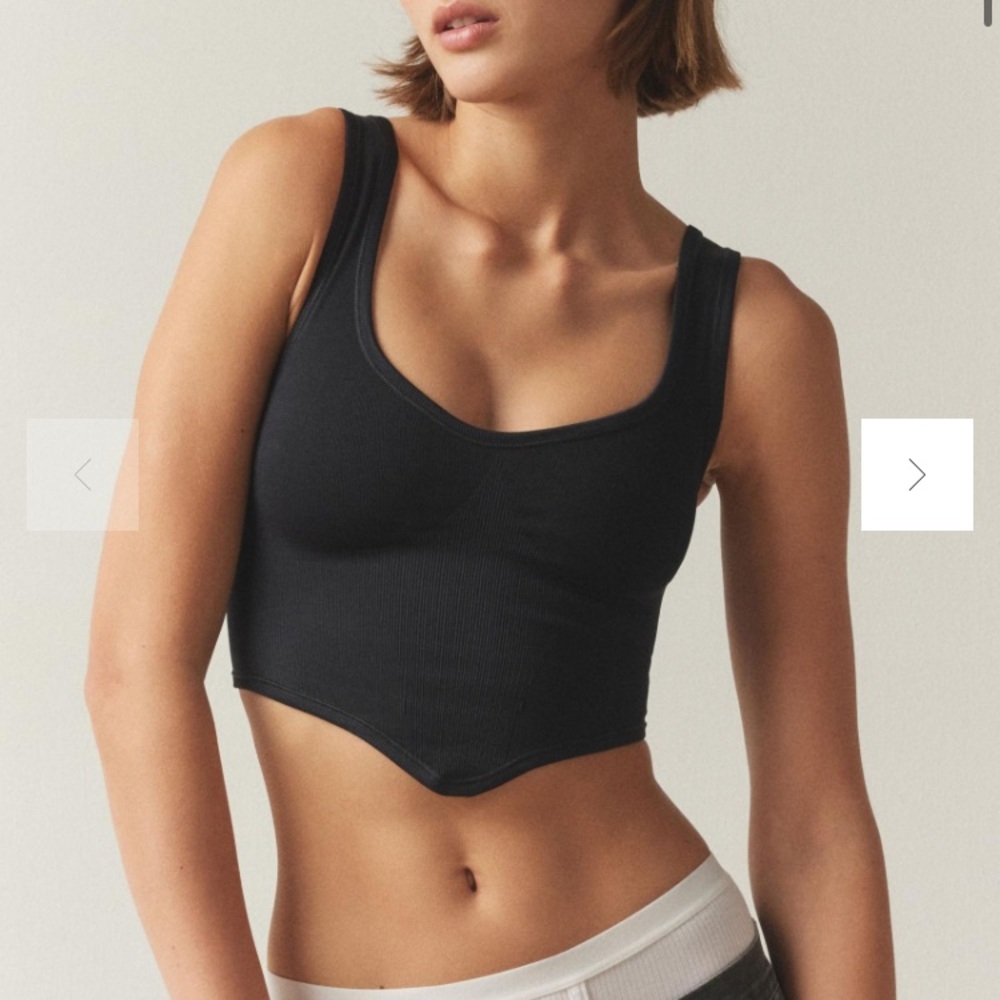 ⚡️3/$10⚡️Urban Outfitters Black Ribbed Corset Like Tank Top with Scoop Neckline